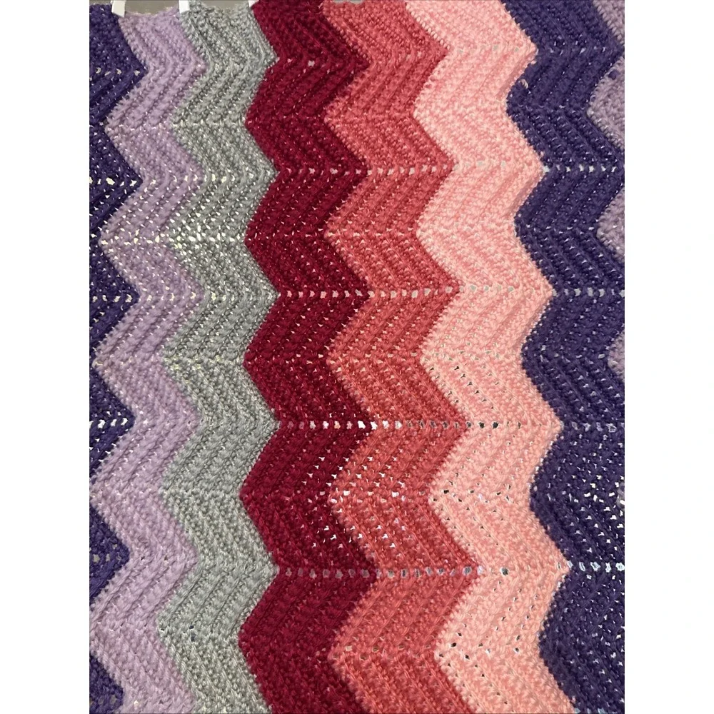 Vintage Retro Zigzag Afghan Throw Blanket Hand Knitted Med. 41X53